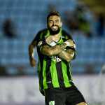 Com 2 jogos pelo América em 2024, atacante termina temporada no Top5 de artilheiros