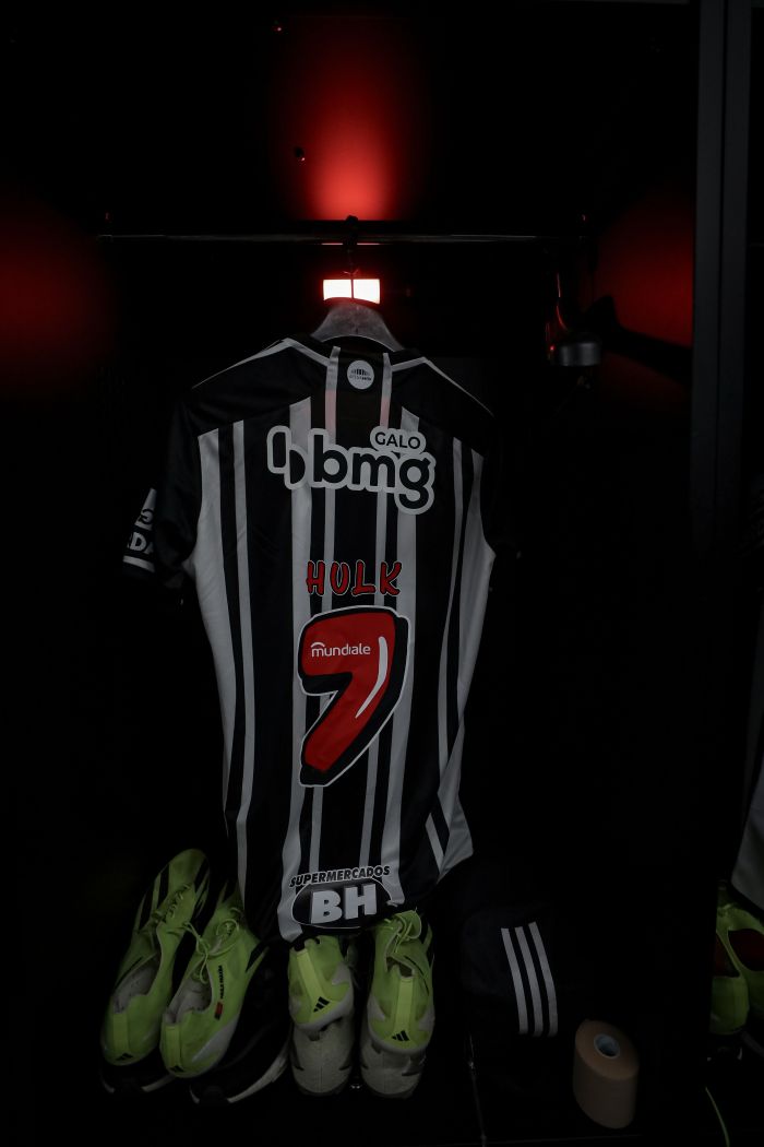 Camisa que será utilizada por Hulk, no clássico contra o Cruzeiro 