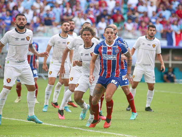 Sport jogou clássico contra o Bahia neste domingo (4), na Arena Fonte Nova