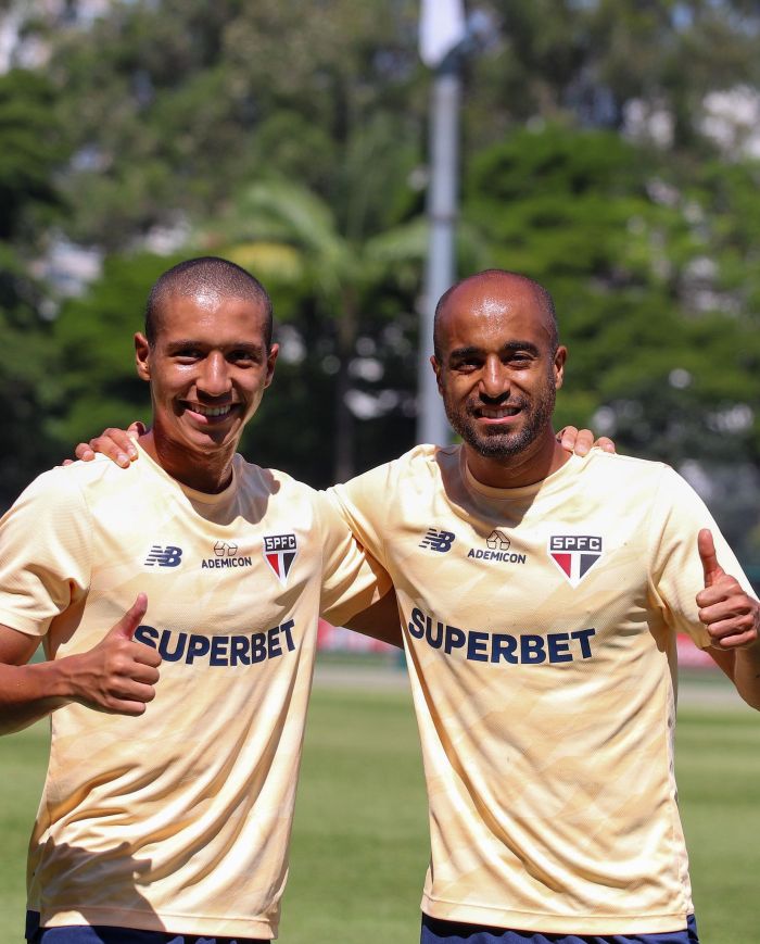 henrique e lucas no são paulo
