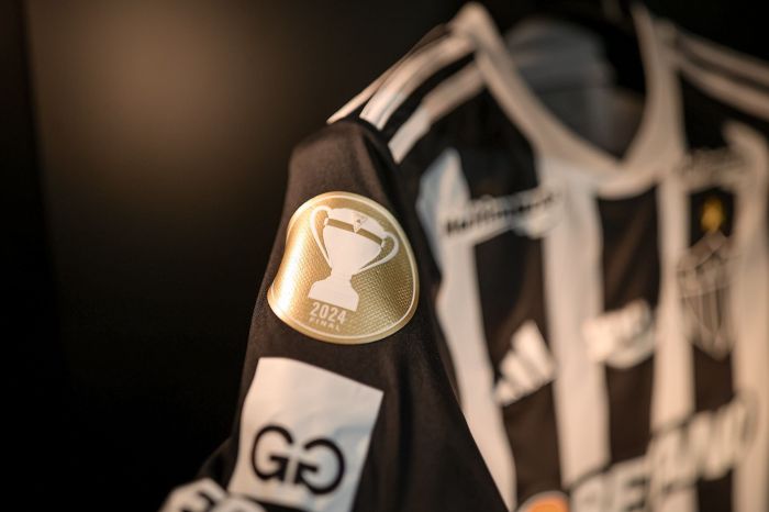 Patch na manga da camisa do Atlético para o clássico diante do Cruzeiro, pela final do Campeonato Mineiro Patch na manga da camisa do Atlético para o clássico diante do Cruzeiro, pela final do Campeonato Mineiro