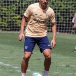 Titular que sofreu lesão grave avança em retorno ao São Paulo