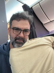 Tadeu Schmidt com novo visual