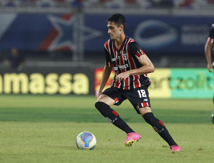 Rodriguinho, meia do São Paulo