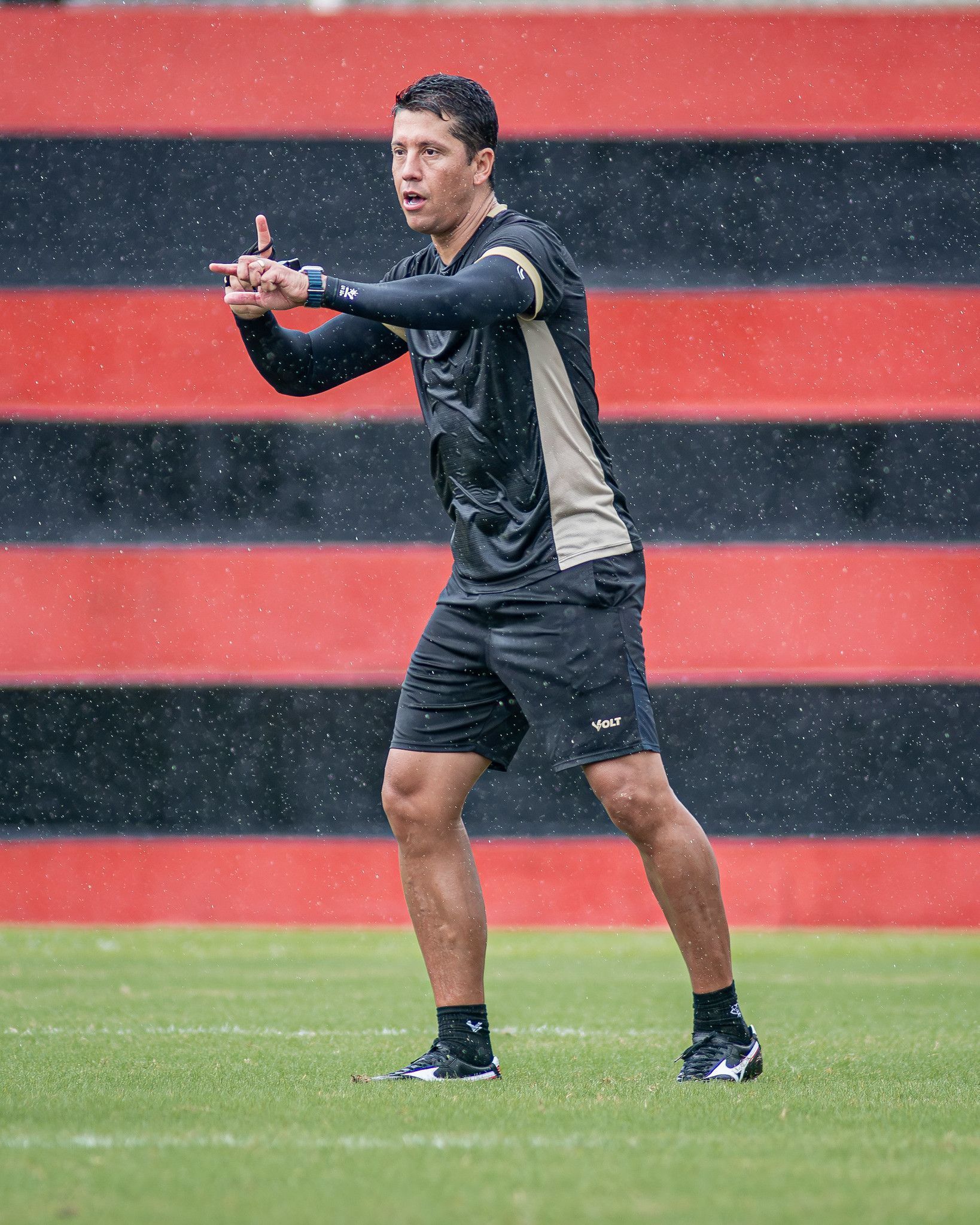 Escalação do Vitória: Leão está definido para enfrentar o Inter no Beira-Rio