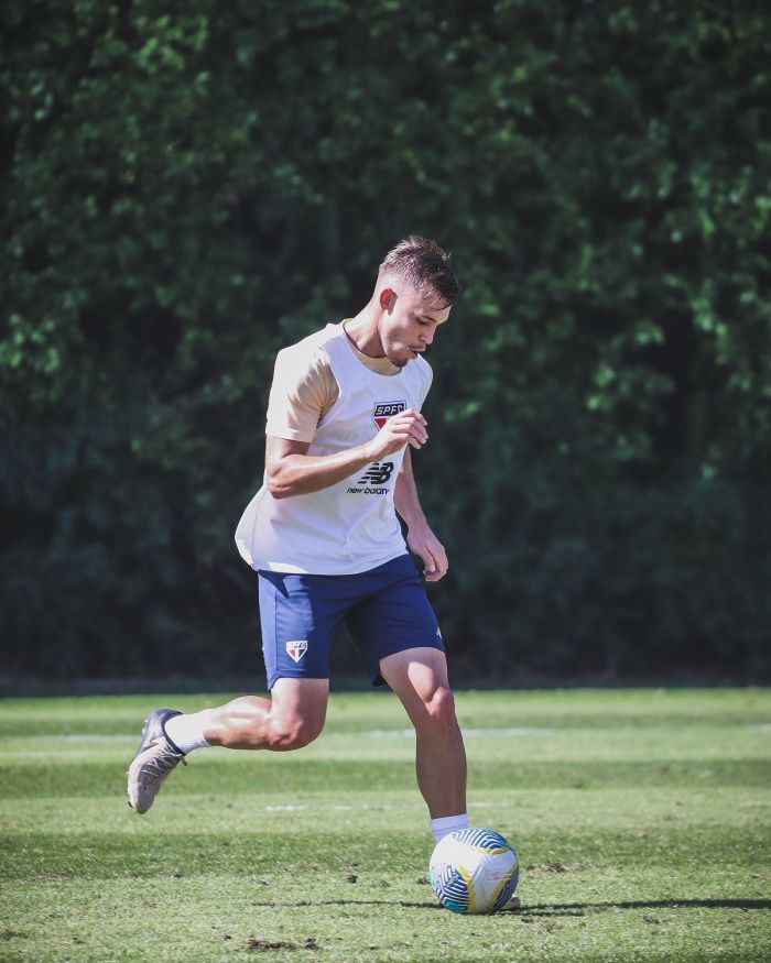 Negrucci, volante do São Paulo