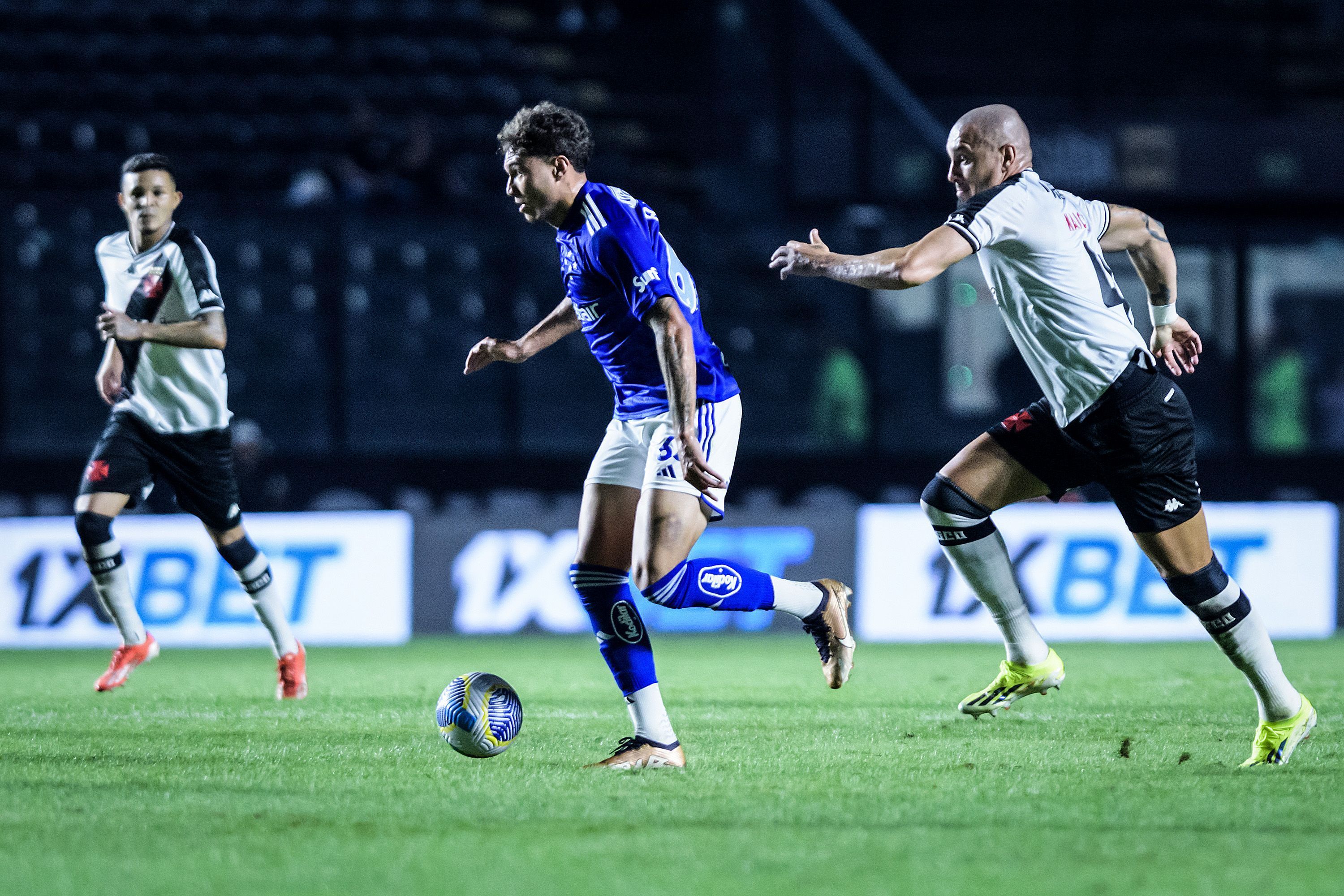 Vasco vive jejum de sete anos diante do Cruzeiro; entenda