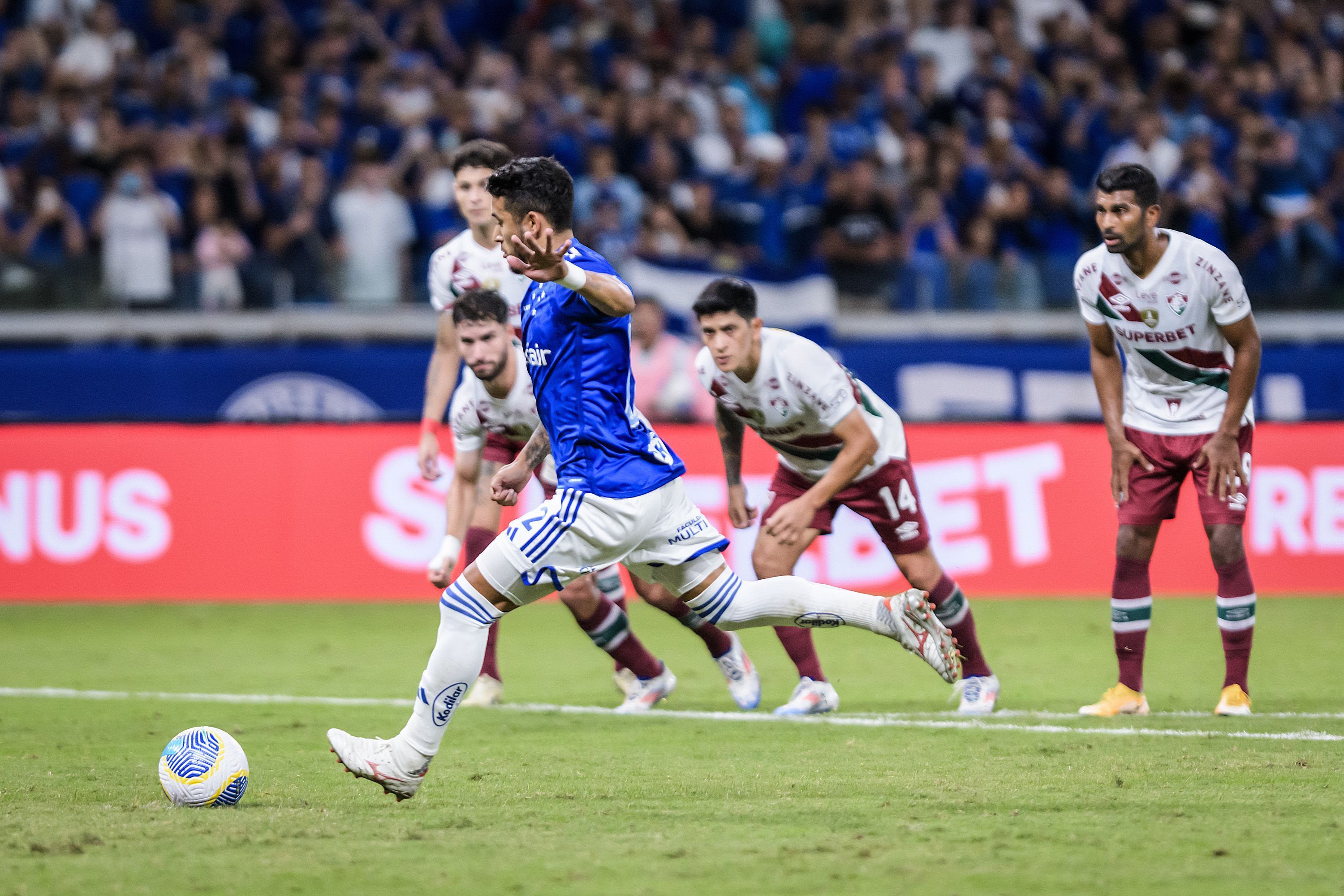 Fluminense x Cruzeiro: horário e onde assistir ao vivo pelo Brasileirão