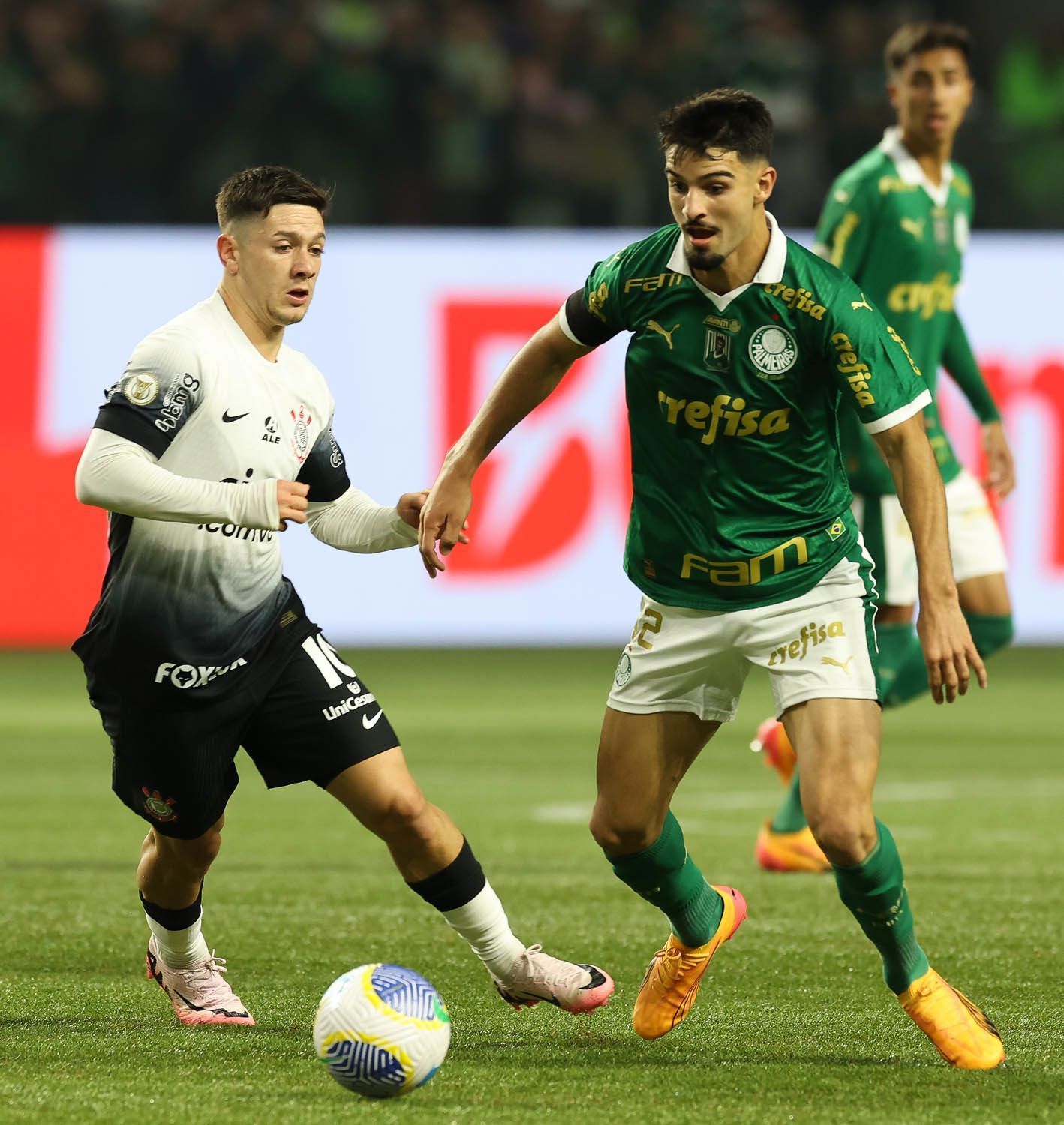Corinthians tem aposta para equilibrar Dérbi, e Palmeiras sustenta freguesia