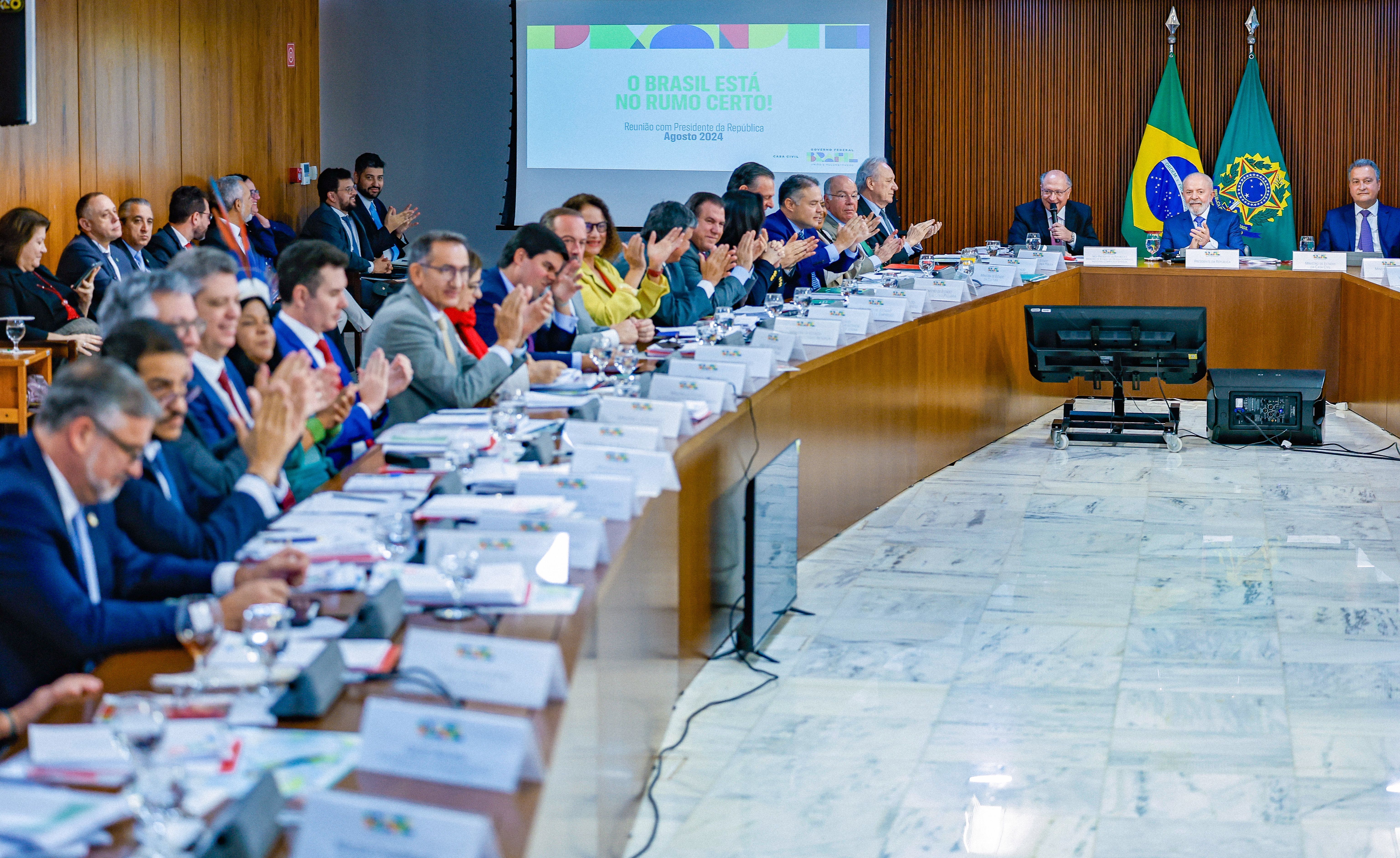 Ministros de Lula colecionam vitórias e decepções no 2º turno