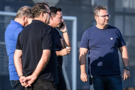 Cúpula do Cruzeiro está no mercado em busca de um novo treinador