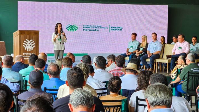 Marília Melo: a irrigação aumenta a produtividade e reduz a necessidade de área para uma produção