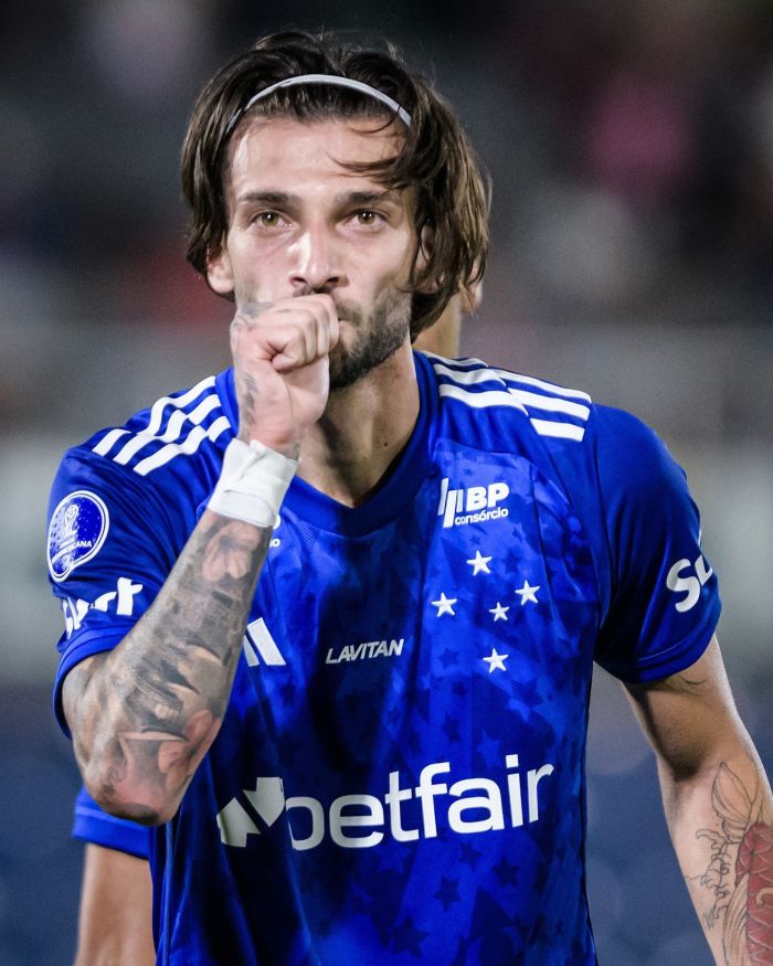 Lautaro Díaz marcou o segundo gol do Cruzeiro sobre o Libertad em Assunção, pela Sul-Americana Lautaro Díaz marcou o segundo gol do Cruzeiro sobre o Libertad em Assunção, pela Sul-Americana