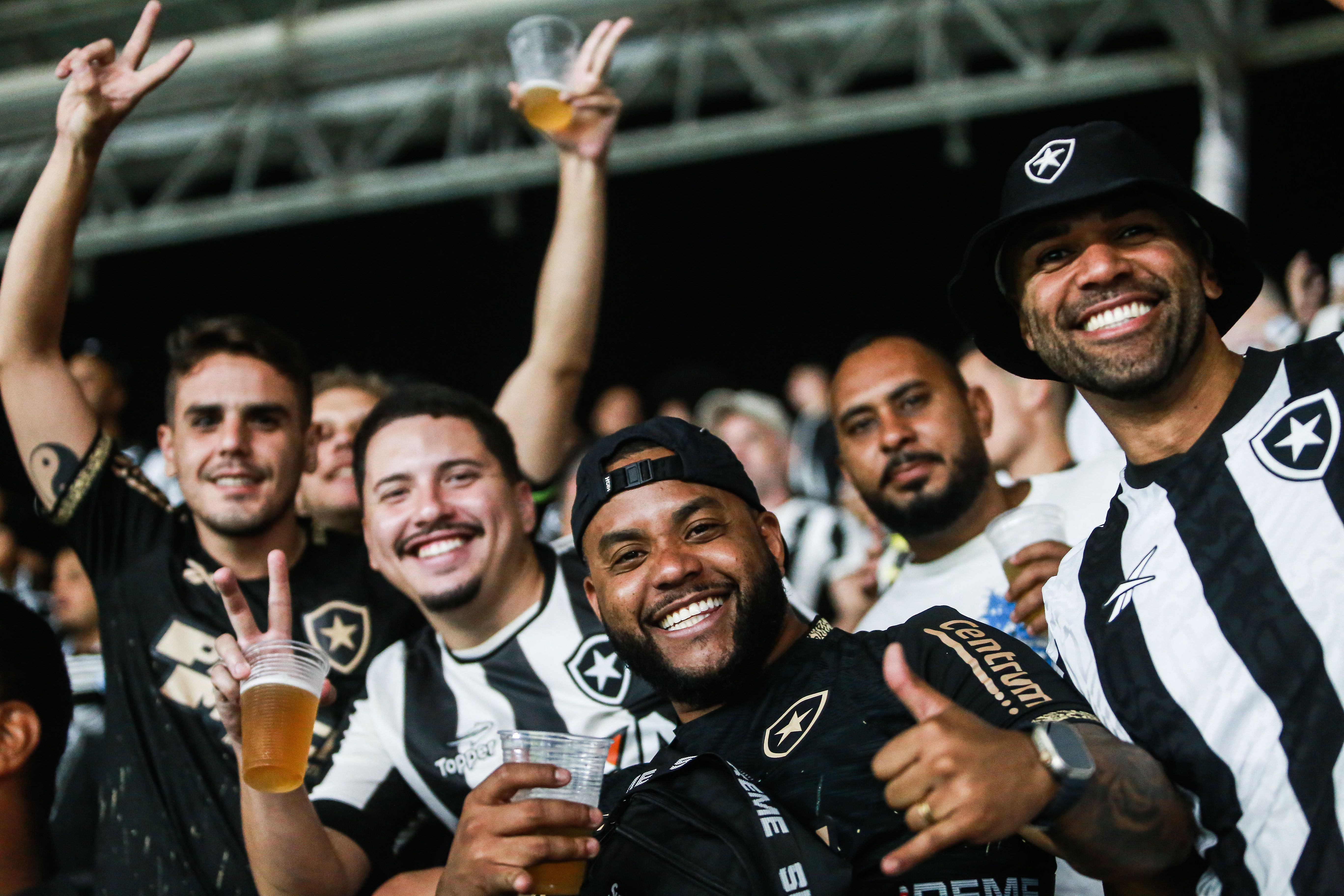 Com 'promoção agressiva', Botafogo registra aumento notável de receitas em bares