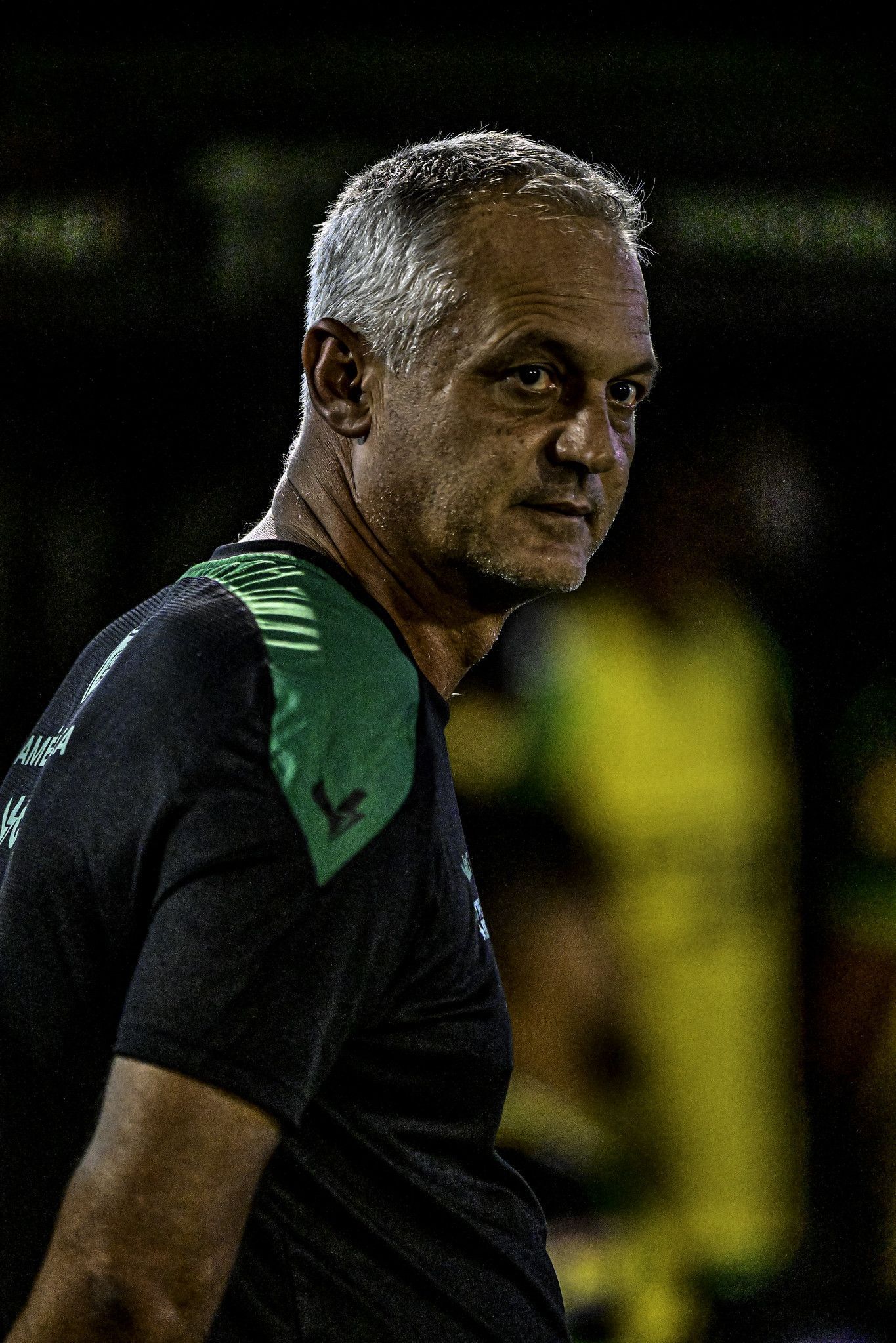 América volta a vencer fora, e Lisca brinca: 'Quase o mesmo tempo sem chuva em BH'