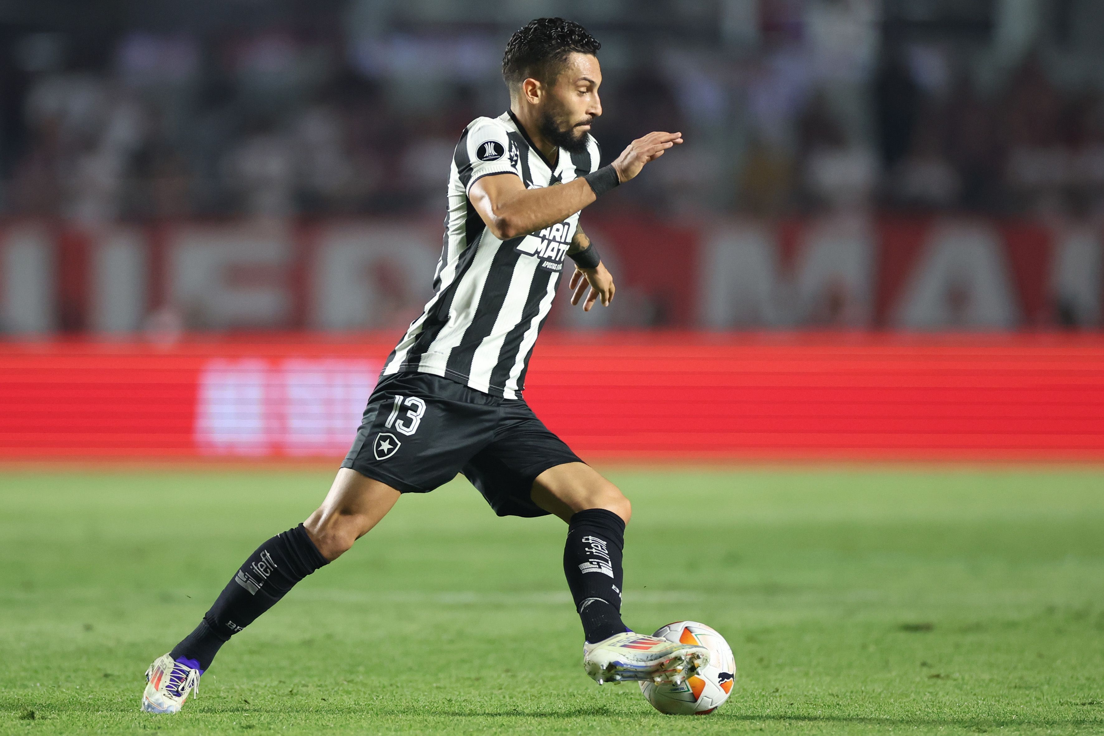 Alex Telles é mais um: veja a agenda dos convocados do Botafogo na Data Fifa