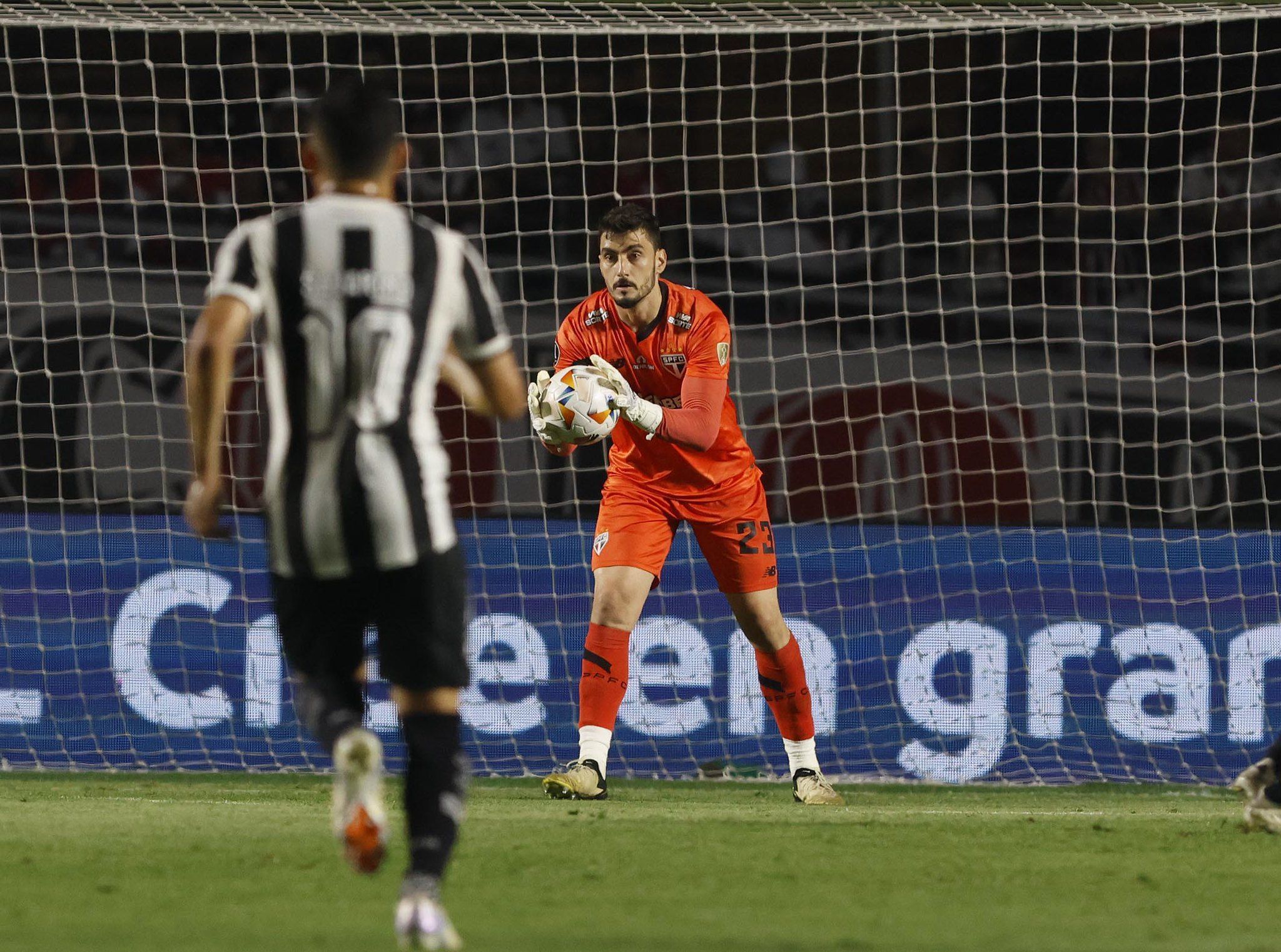 Rafael diz que gol do Botafogo sobre o São Paulo foi 'sorte'