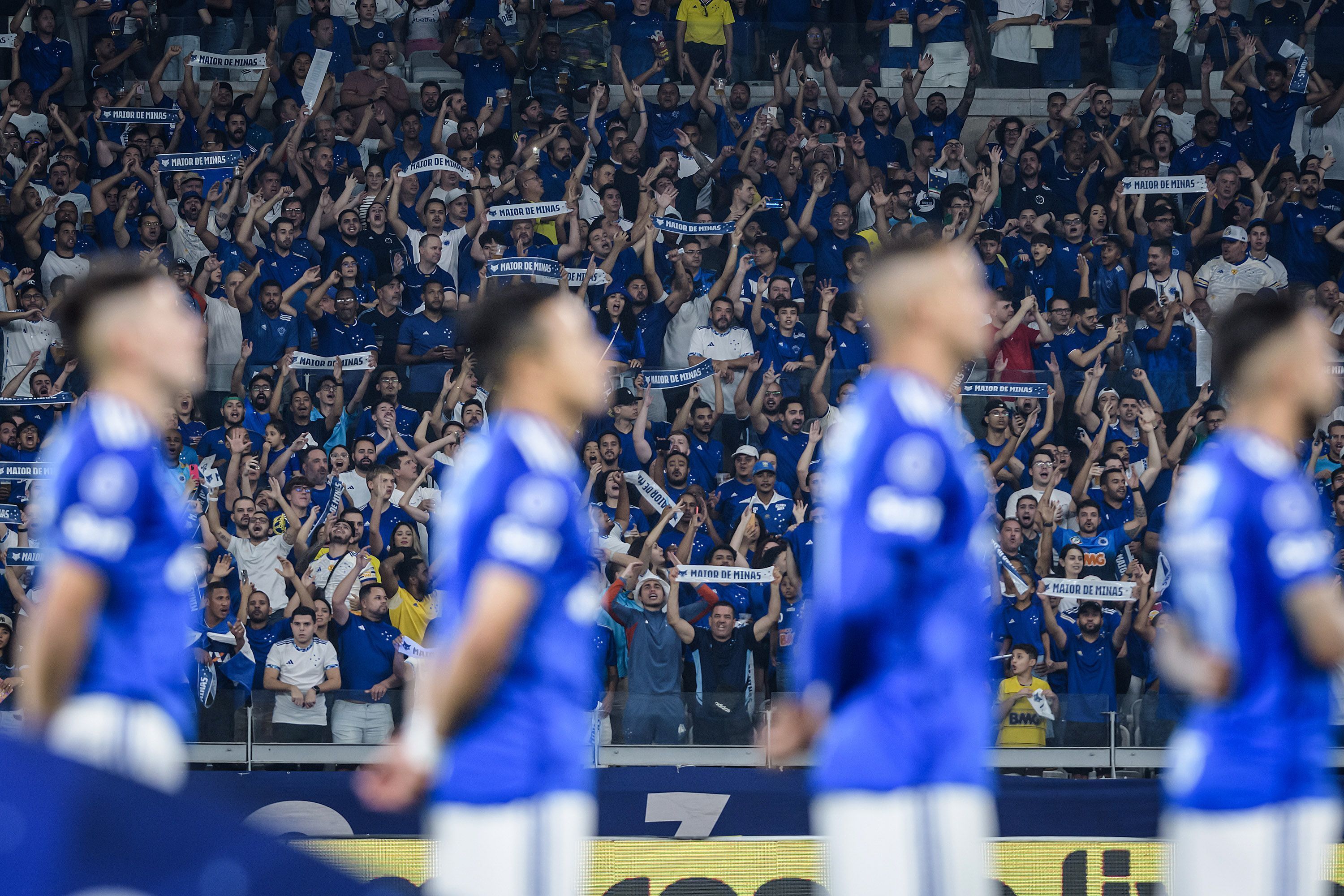 Casa cheia? Cruzeiro divulga parcial de ingressos para jogo contra Criciúma