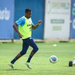 Escalação do Grêmio: Renato promove mudança na equipe para enfrentar Botafogo