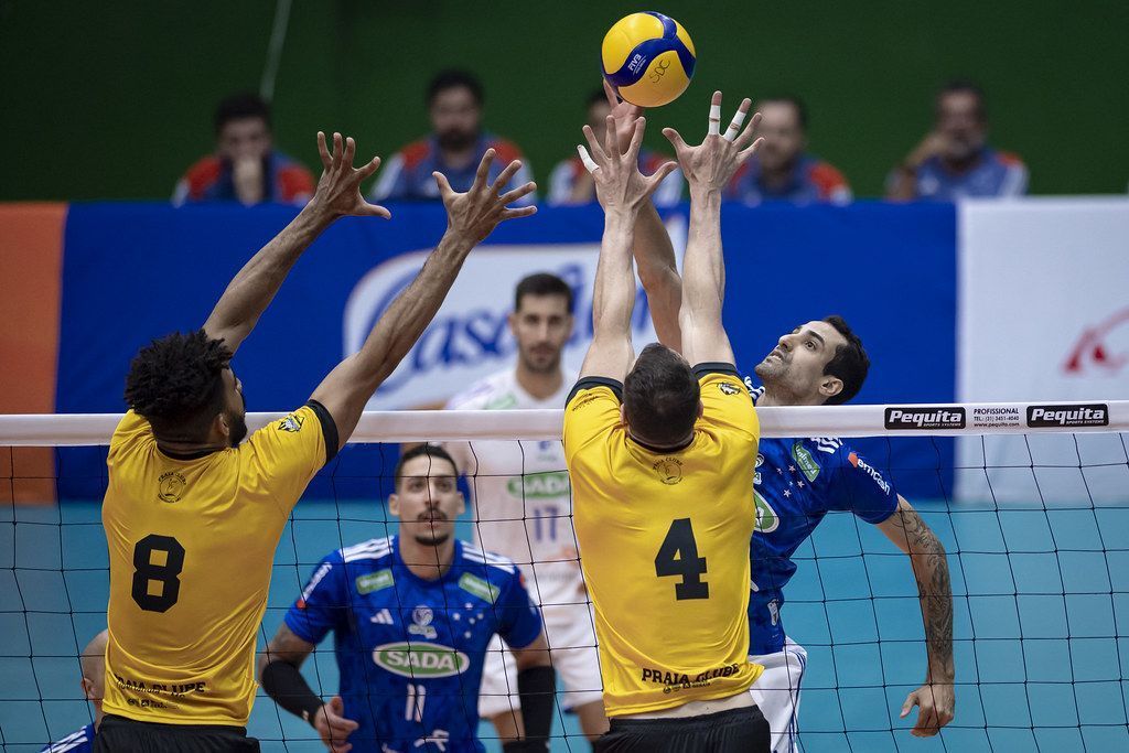 Vôlei: Sada Cruzeiro domina e vence Praia Clube pelo Mineiro Masculino