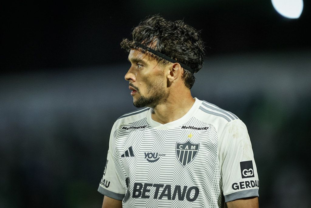 Scarpa reclama de substituição em derrota do Atlético para o Palmeiras