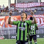 Dirigente do América revela conversas por renovação com meia-atacante