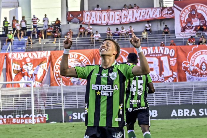 Rodriguinho, meia-atacante do América