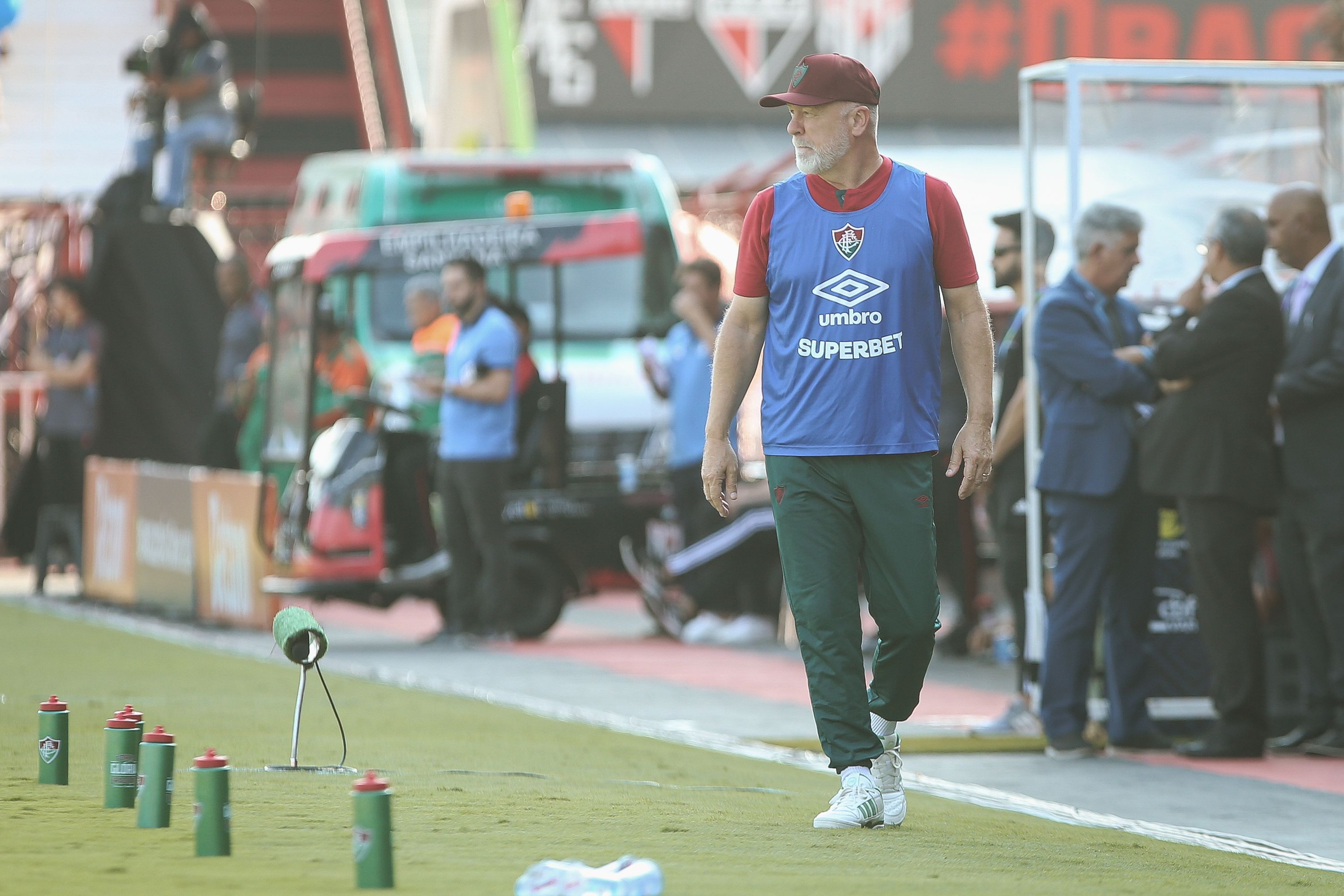 Mano Menezes elege os vilões na derrota do Fluminense pelo Brasileiro