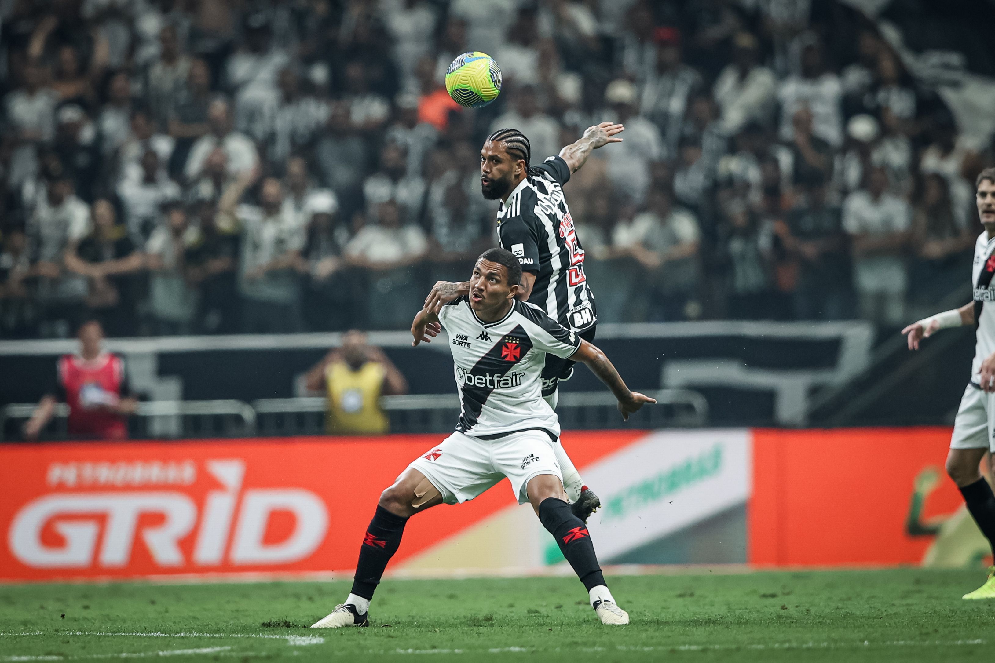 Vasco anuncia pacote de ingressos extras para duelo contra o Atlético