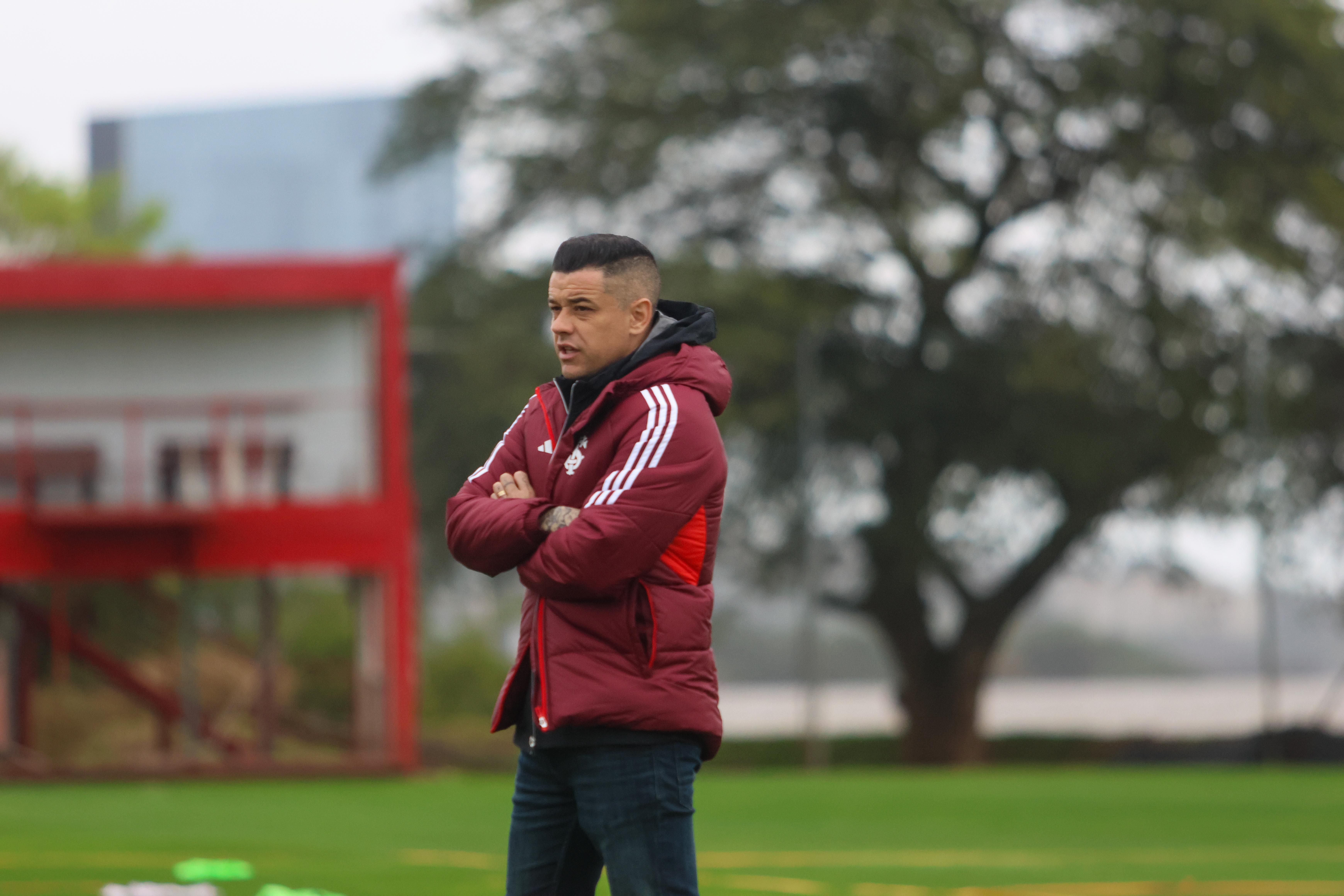 D'Alessandro alfineta Renato sobre GreNal: 'Se ganha, ele iria ficar calado?