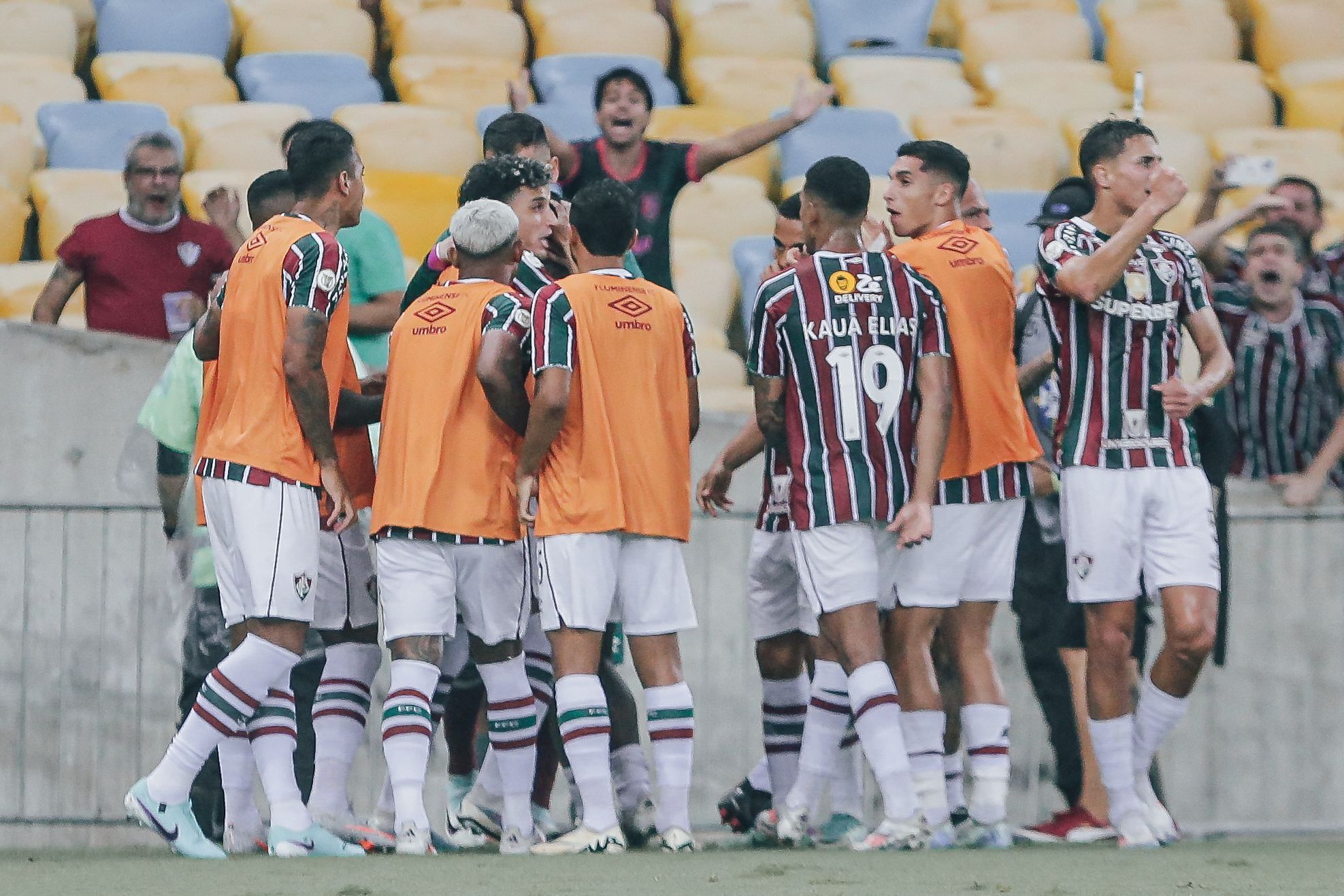 Fluminense amplia chances de permanência na Série A com vitória sobre o Cruzeiro