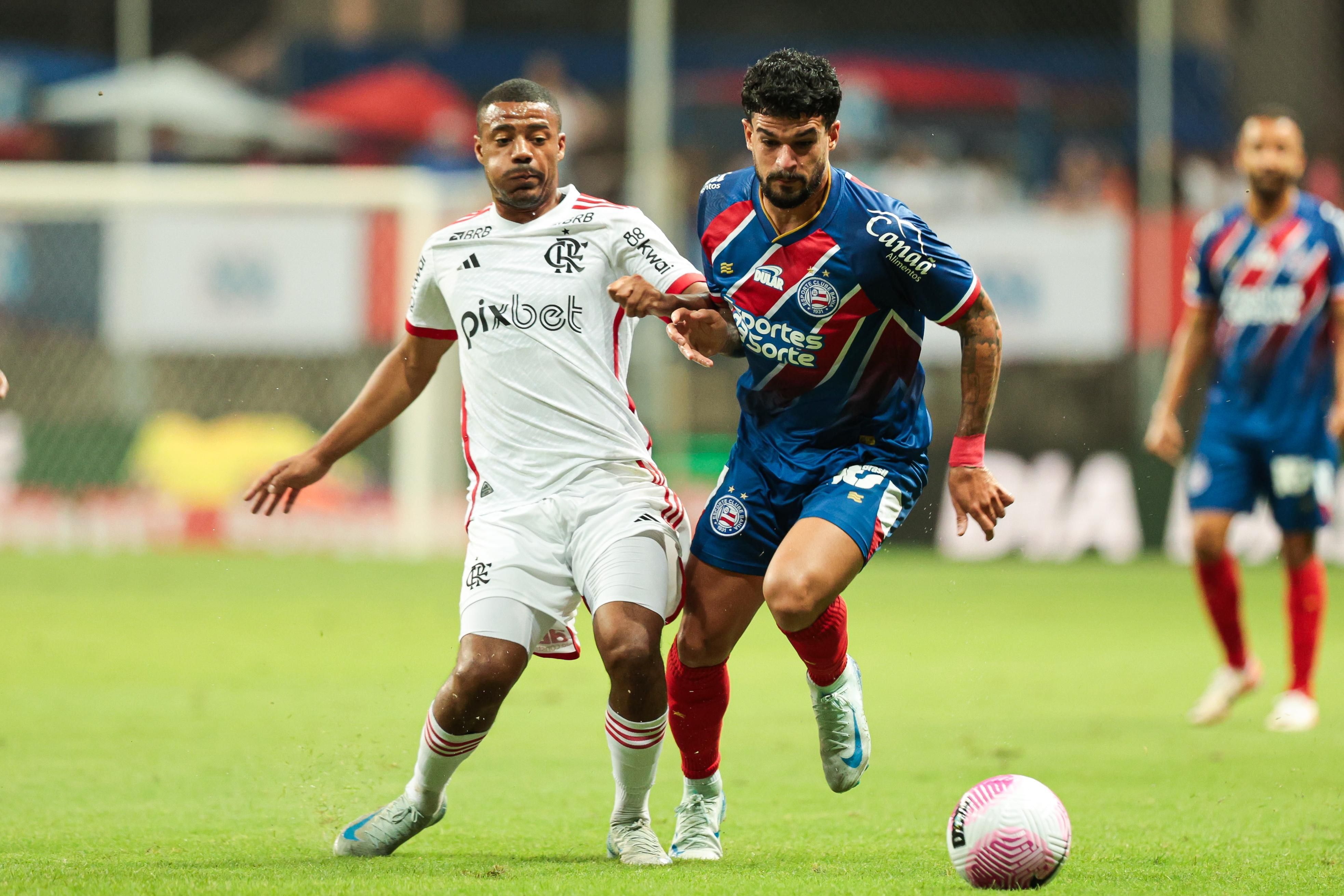 Flamengo mantém freguesia do Bahia e vence a segunda sob comando de Filipe Luís