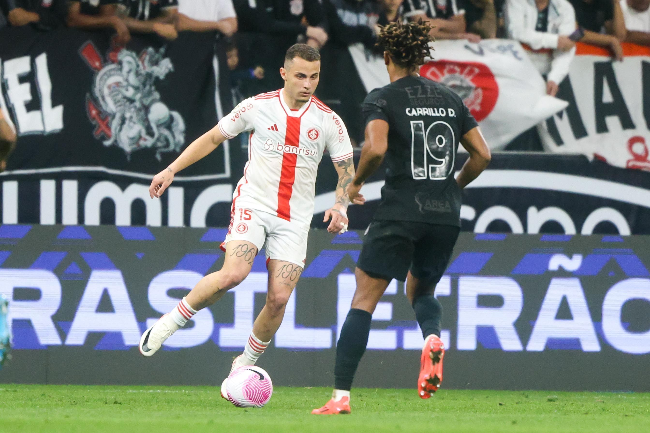 Corinthians 2x2 Internacional: veja gols e melhores momentos pelo Brasileirão