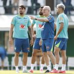 Dorival só conseguiu repetir o time na Seleção uma vez; veja as mudanças