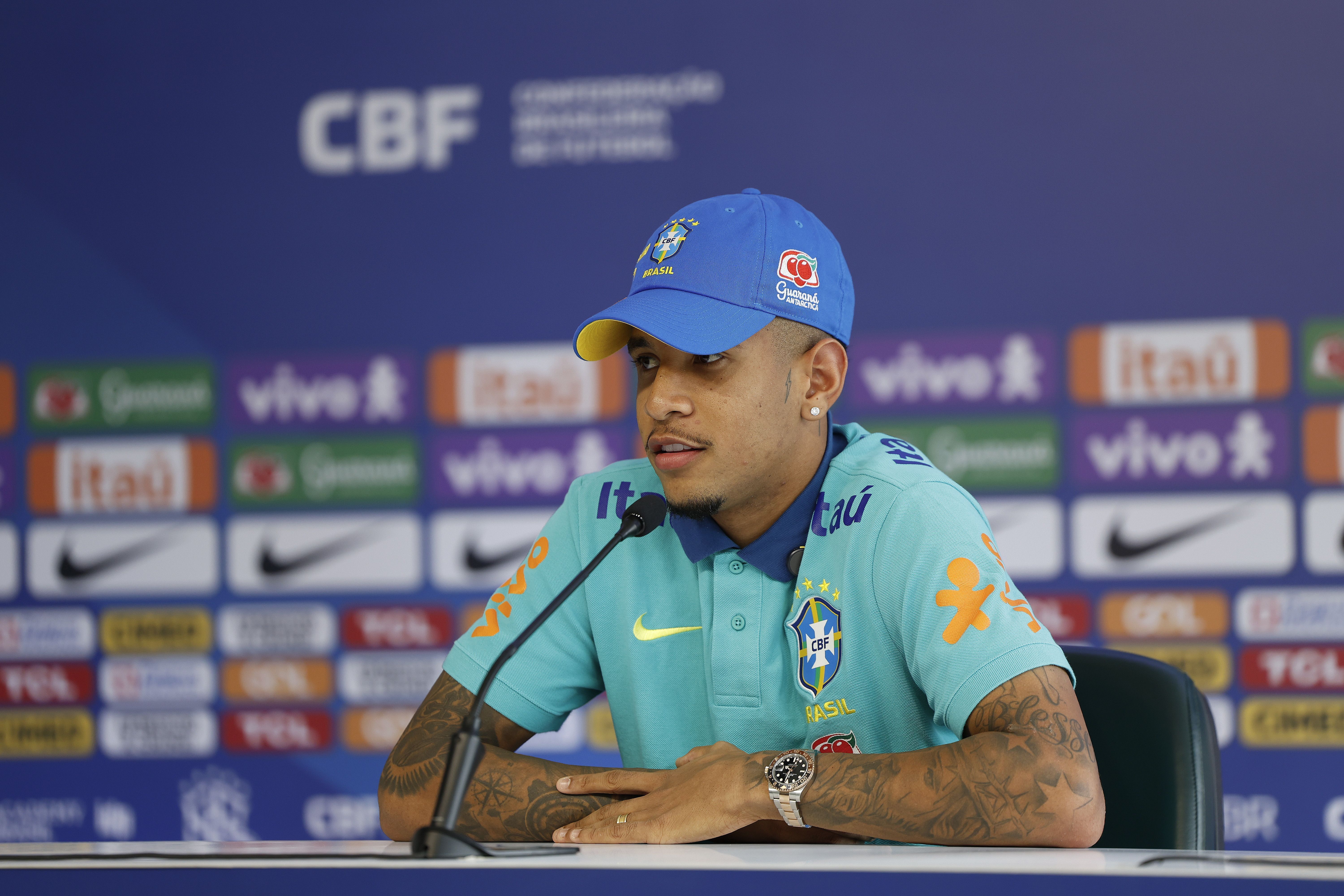 Com espaço consolidado na Seleção, Savinho fala sobre gratidão ao Atlético