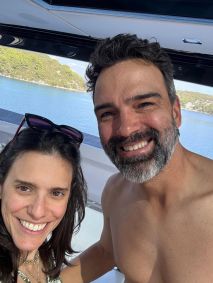 Tadeu Schmidt com novo visual