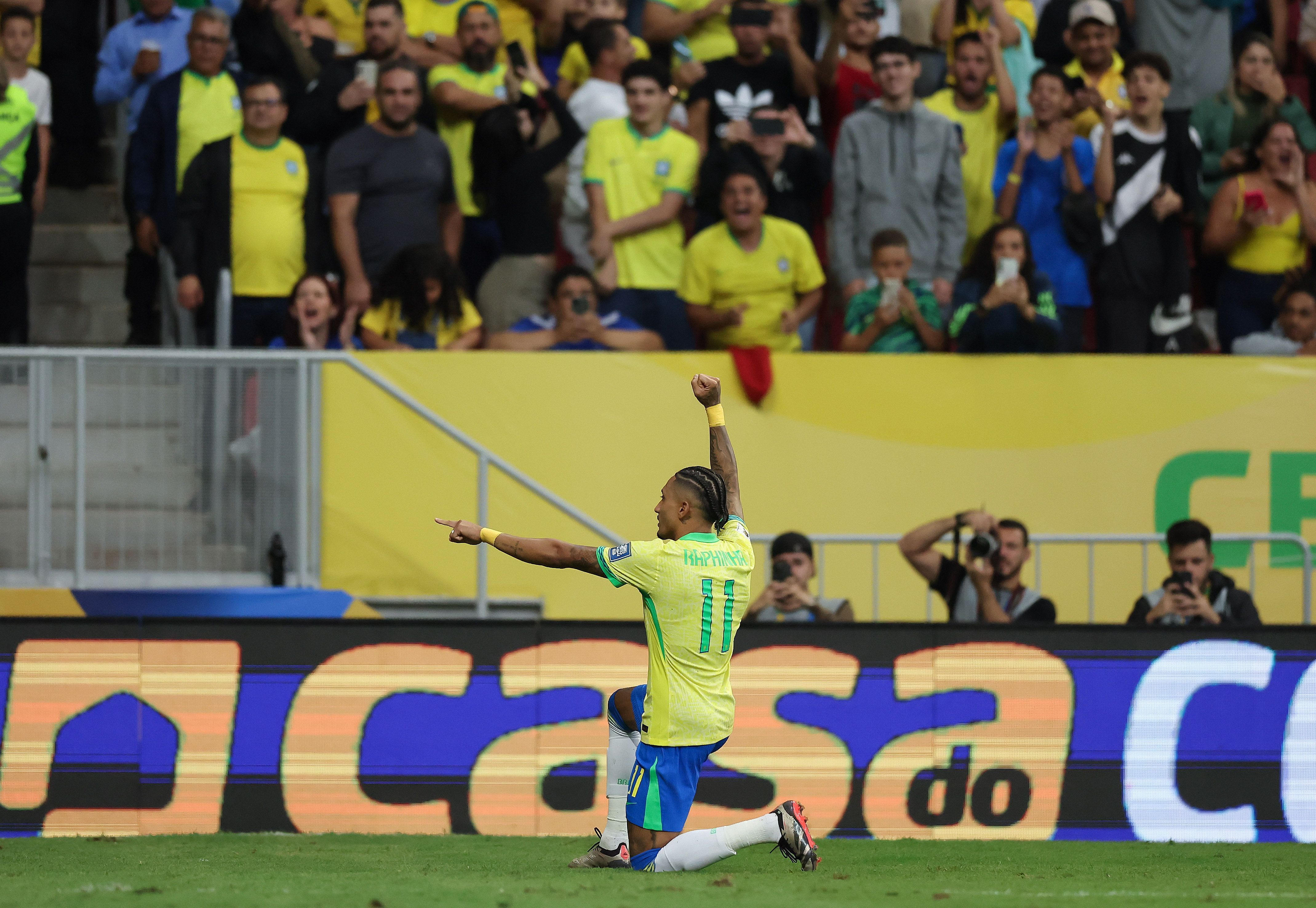Brasil goleia o Peru com pênaltis e golaços e consolida recuperação nas Eliminatórias