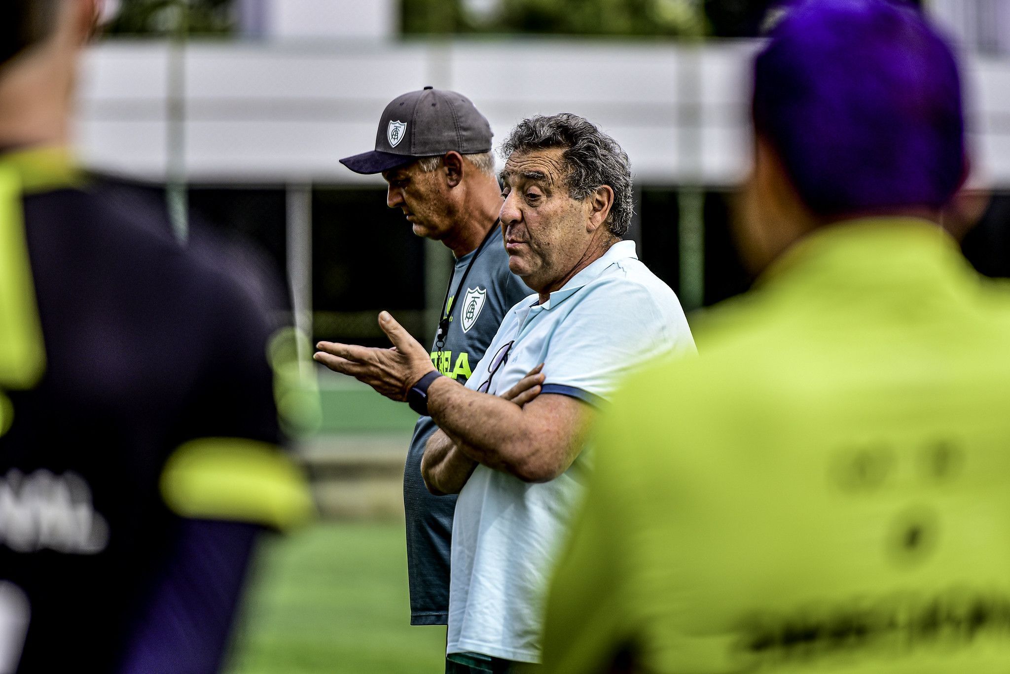 América não renova com volante, que se aproxima de clube paulista