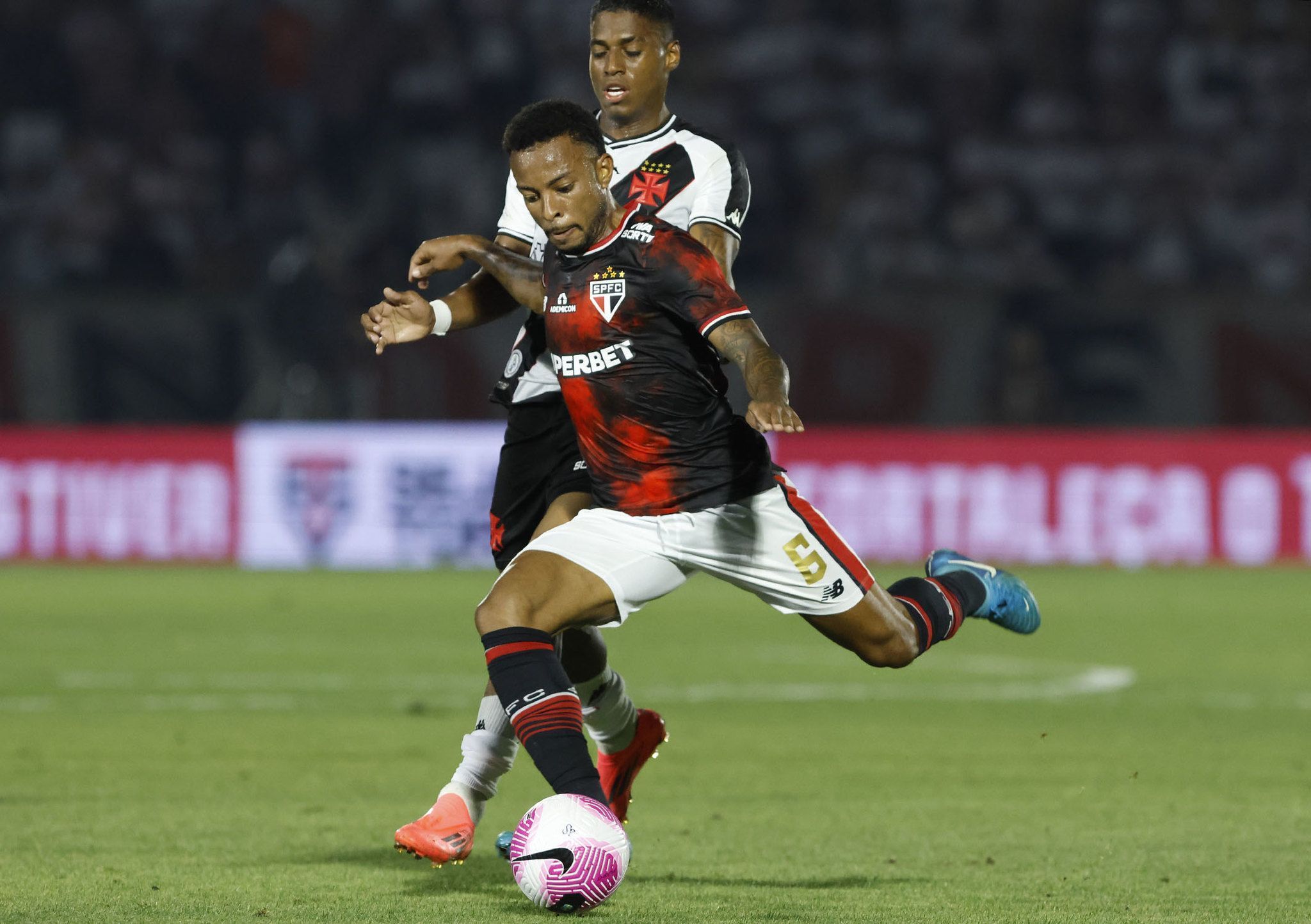 São Paulo perde titular, mas terá retornos para sequência do Brasileirão