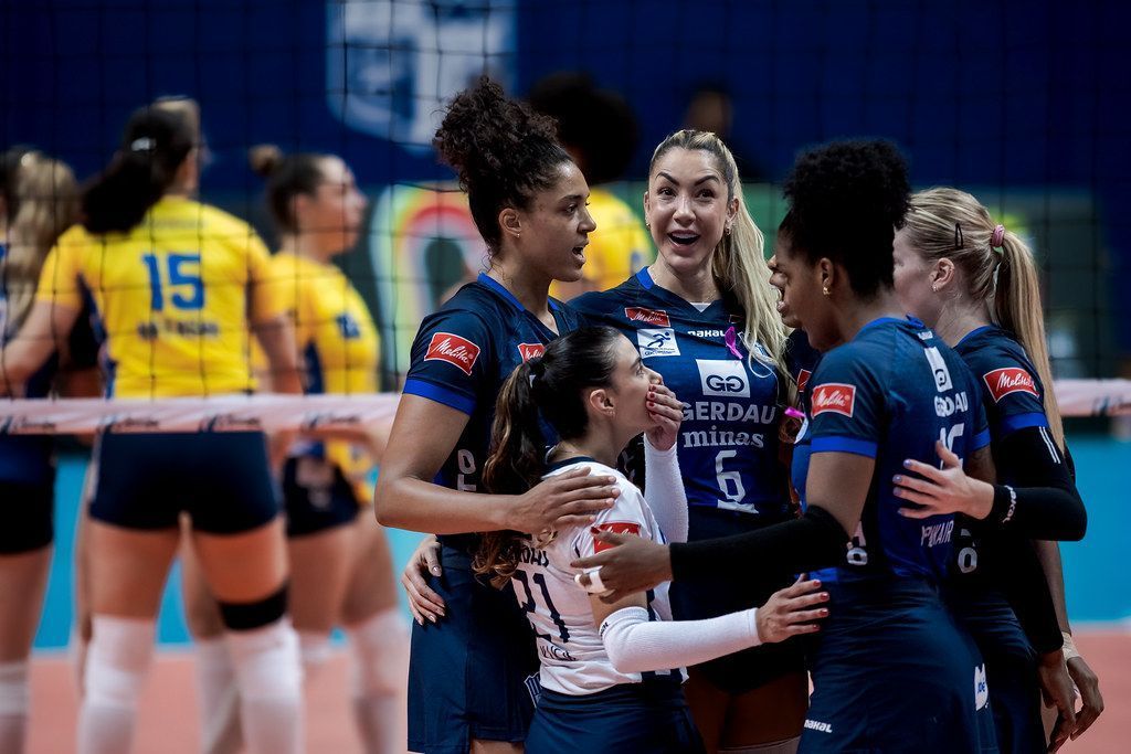 Gerdau Minas vence Brusque na estreia da Superliga Feminina de Vôlei