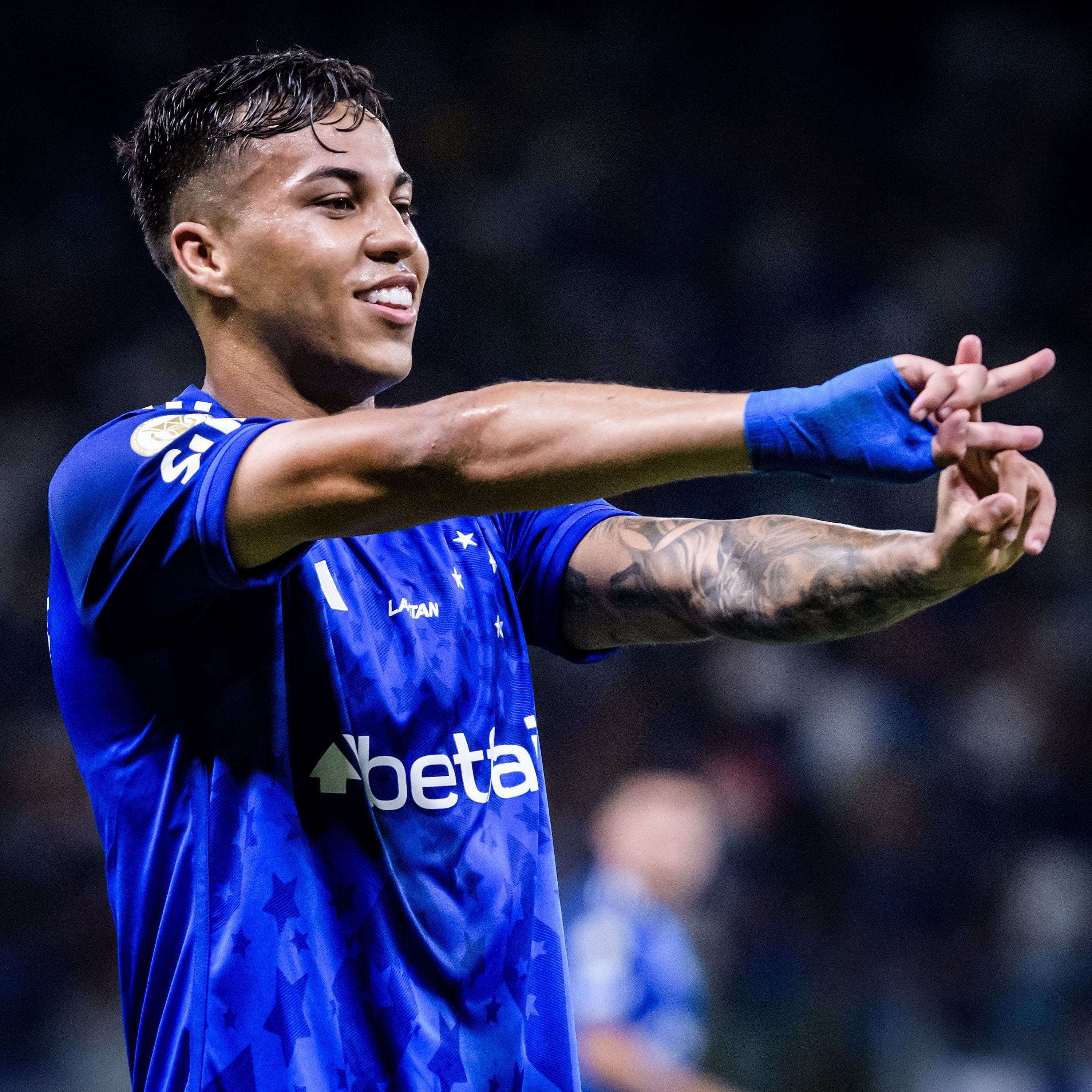 Ex-Juventus comenta postagem de Cruzeiro e Kaio Jorge no Instagram