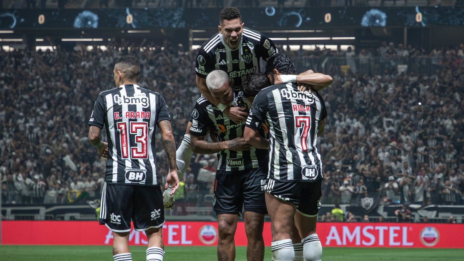 Técnico revela ter pedido atacante do Atlético no Corinthians e explica negativa