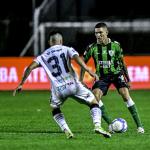 Lateral do América desabafa após derrota na Série B e abre o jogo sobre chance de acesso