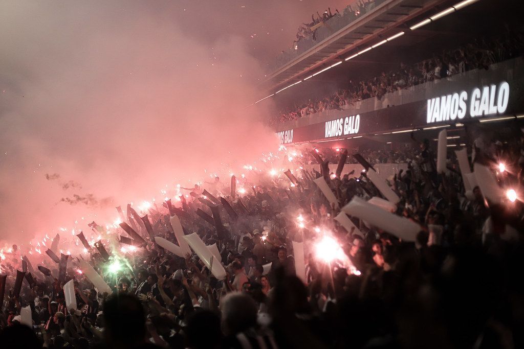 Atlético x Flamengo: o que torcedores preparam para festa na final da Copa do Brasil