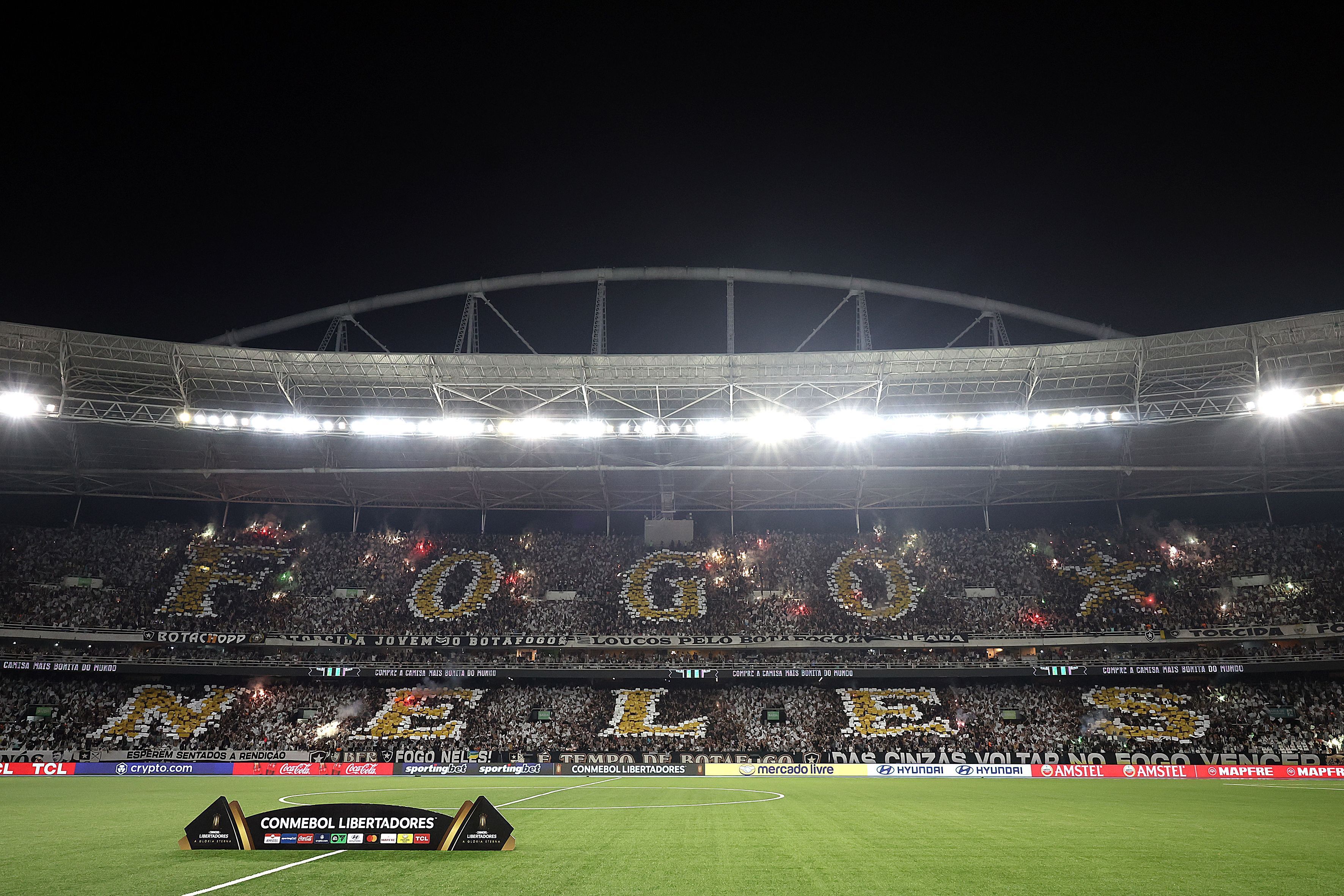 Final da Libertadores: torcedores do Botafogo anunciam mosaico na Argentina