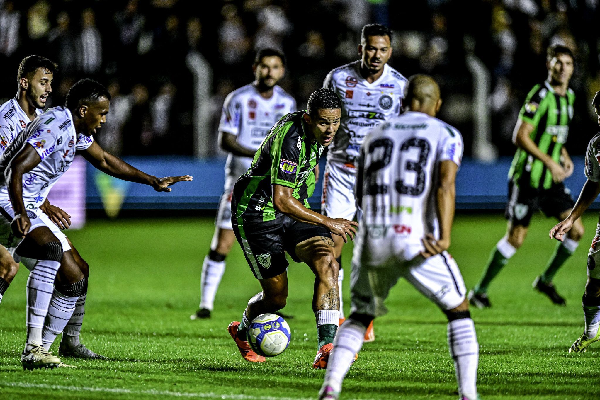 UFMG atualiza chance de acesso do América após derrota na Série B