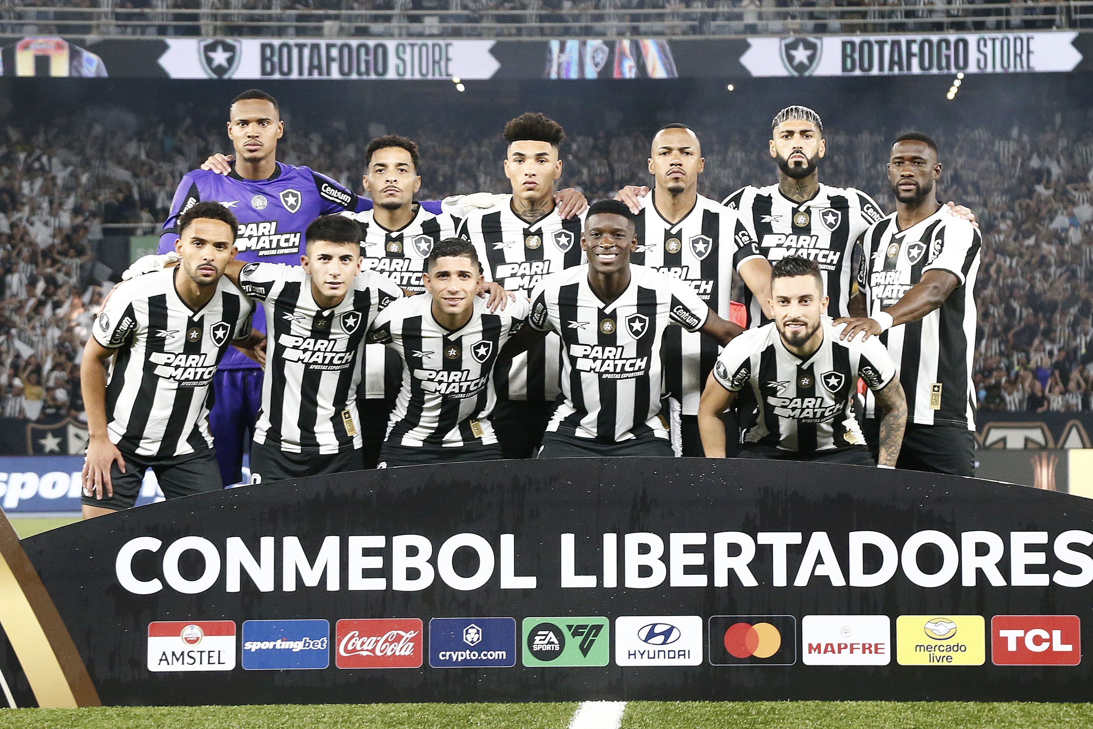 Atlético de olho: veja os jogadores pendurados na semifinal entre Peñarol e Botafogo