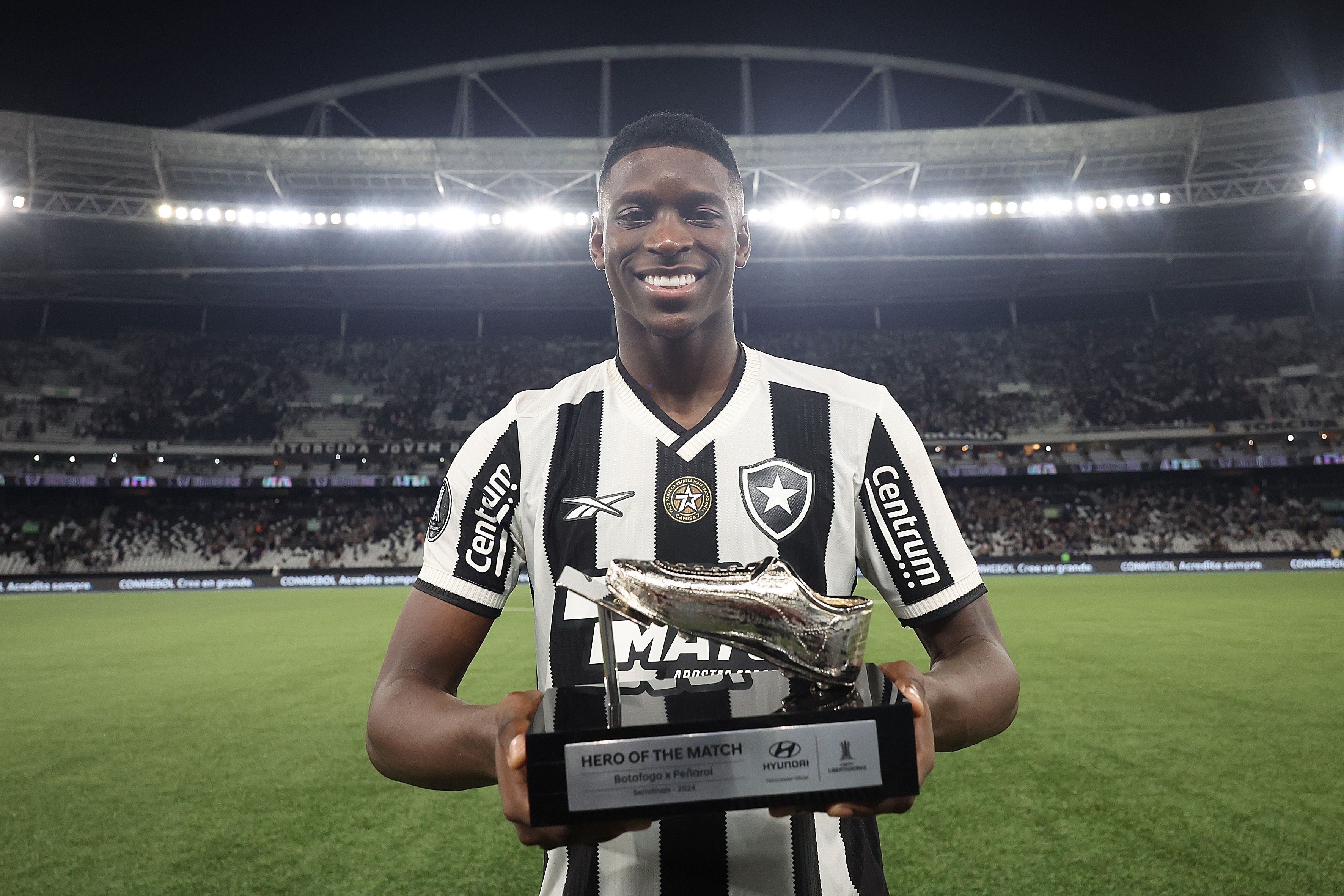 Luiz Henrique nega relação com apostas; Espanha investiga atacante do Botafogo