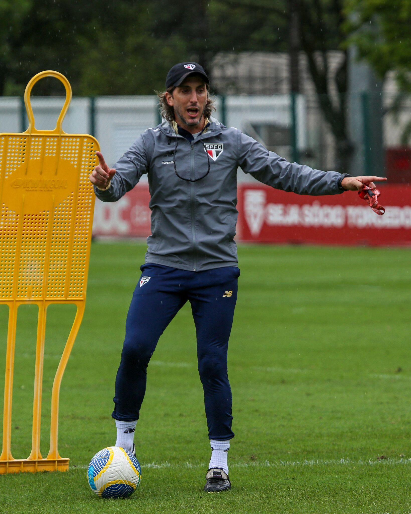São Paulo x Criciúma: veja as opções para Zubeldía montar a escalação