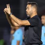Artur Jorge reage à vitória do Botafogo e revela se irá poupar titulares contra o Peñarol